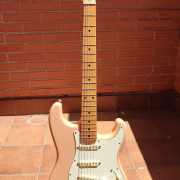Stratocaster 56 Shell Pink MIJ de 1997 · Toledo · 1200 €