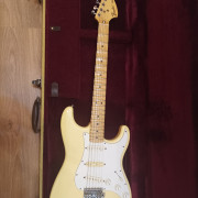 Guitarra Fender Stratocaster 70 Made in Japan 1991 · Badajoz · 1250 €