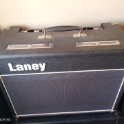 LANEY V30 - 2 x 10 · Ávila · 350 €