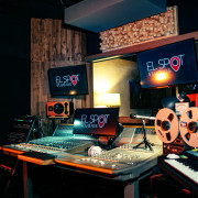 [VENTA] Estudio Profesional 185m² Valencia (Diseño Arquitecto de Berklee) + Inmueble + Shigeru Kawai SK7