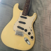 Stratocaster vintage white · Alicante