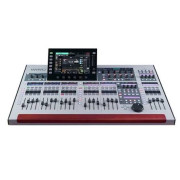 Behringer Wing · Granada