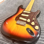 Vintage Reissued Series V6SSB · SC Tenerife · 400 €