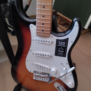 Edición limitada. Fender Player Stratocaster arce tostado y Fat 50 · Valencia · 800 €