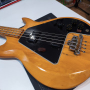 Bajo Gibson Ripper 1982 · Asturias · 2490 €