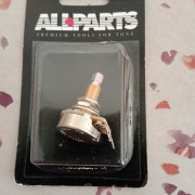 Potenciómetro Volumen Guitarra Eléctrica 500K Logarítmico Eje Largo Audio A · Madrid · 12 €