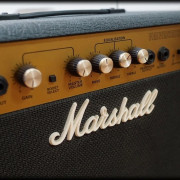 : BUSCO Amplificador MARSHALL Valvestate 8010 10W ( CAMBIO ) · Madrid