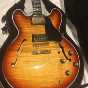 Gibson ES 335 Supreme · Madrid · 3200 €