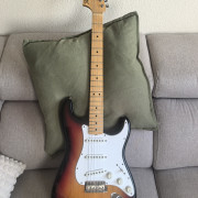 Fender Voodoo Stratocaster Jimi Hendrix USA 1998 · Madrid · 2250 €