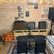 Equipo de sonido PA Yamaha DXR-12 · Toledo · 1450 €