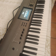 Korg Krome EX 61+Extras · Valencia · 500 €
