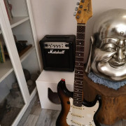 Pack Guitarra + Ampli Marshall MG10 + funda y jack · Tarragona · 70 €