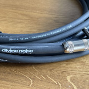 Cable Divine Noise 9m · Sevilla · 85 €