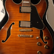 IBANEZ AS 93 VLS, con pastillas GIBSON 57 CLASSIC · Barcelona · 425 €