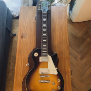 Epiphone Les Paul Standard 1959 Aged Dark Burst · Madrid · 700 €
