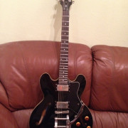 Epiphone Dot EB con Bigsby B50. ENVÍO INCLUIDO!! · Barcelona · 430 €