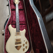 Ibanez Musician MC150 Polar White 1982 · Madrid · 1000 €