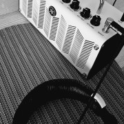 Yamaha thr5 V2 modified edition · Madrid · 100 €