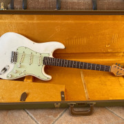 PreCBS Stratocaster electronica moderna · Barcelona · 6500 €