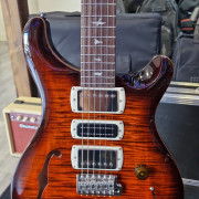 Prs Se semihollow · Navarra · 825 €