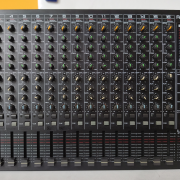 Roland M-16E · Barcelona · 230 €