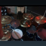 Batería busca grupo de rock · Barcelona
