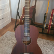 Sigma 000-15S+ · Girona