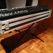 Estuche rígido a medida para Roland JUNO-Di – Thomann · Madrid · 70 €