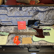 Fender American Ultra Luxe Telecaster – Transparent Surf Green · Burgos · 2200 €