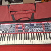 Nord Stage 4 compact + Funda + Half Moon · Girona · 3150 €
