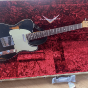 Fender Custom Shop Telecaster Custom Heavy Relic Black Over Chocolate 3 · Girona · 3800 €