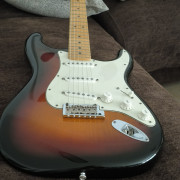 Fender Stratocaster American Standard · Madrid · 1200 €