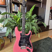 Guitarra eléctrica Elg · Madrid · 180 €