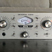 Universal Audio 710 Twin-Finity Preamp · Barcelona · 590 €