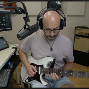 Tres sesiones en directo a la semana para dejar de estudiar guitarra solo
