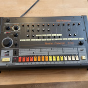 TR-808 + kenton MIDI + Bruce Forat Mods · Málaga · 5200 €