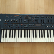 Roland JP-8000 — Sintetizador Virtual Analog · Navarra · 900 €