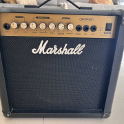 Marshall G15R CD · Valencia · 45 €