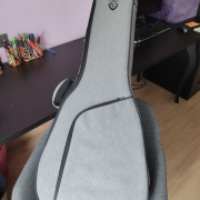 Funda Guild Acústica Concierto · Valencia · 70 €