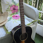 Guitarra Electroacústica Epiphone · Madrid · 250 €