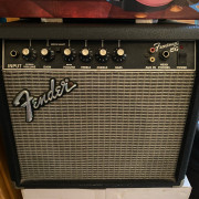 Fender Frontman 15G - Amplificador de guitarra 15W - buen estado · Madrid · 65 €
