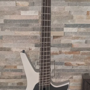 Bajo Headless Multiescala Hils HZB4 Plata · Málaga · 399 €