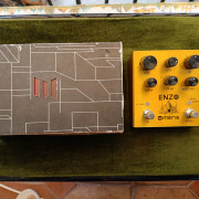 Meris ENZO - pedal sintetizador polifónico, con su caja original. · Sevilla · 215 €
