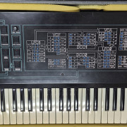 Crumar Bitt99 · Araba · 1000 €