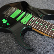 Ibanez Universe · Bizkaia