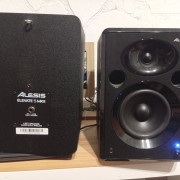 Monitores Alesis elevate 5mk2 · Bizkaia · 80 €
