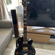 Guitarra electrica Guild Bluesbird (Korea, aprox. año 2000) · Málaga · 460 €