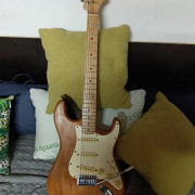 Entlewistle strat · Barcelona · 200 €