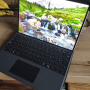 Microsoft Surface Pro 11 +Copilot