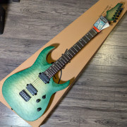 Harley Benton Amarok-BT EGNT Quilted Burst Barítona